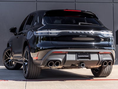 2023 Porsche Macan Base