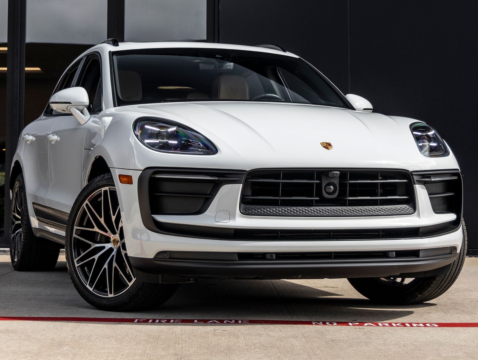 2024 Porsche Macan Macan (MY24)