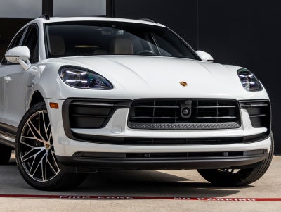 2024 Porsche Macan Macan (MY24)