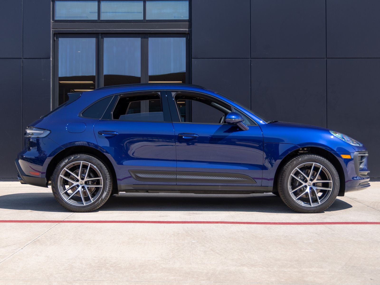 2025 Porsche Macan Macan