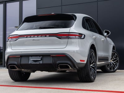 2026 Porsche Macan AWD
