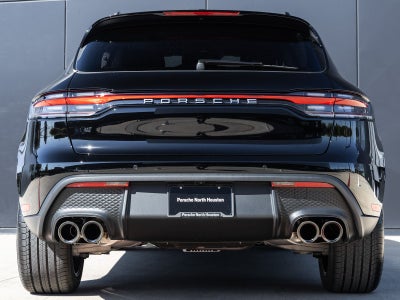 2026 Porsche Macan AWD