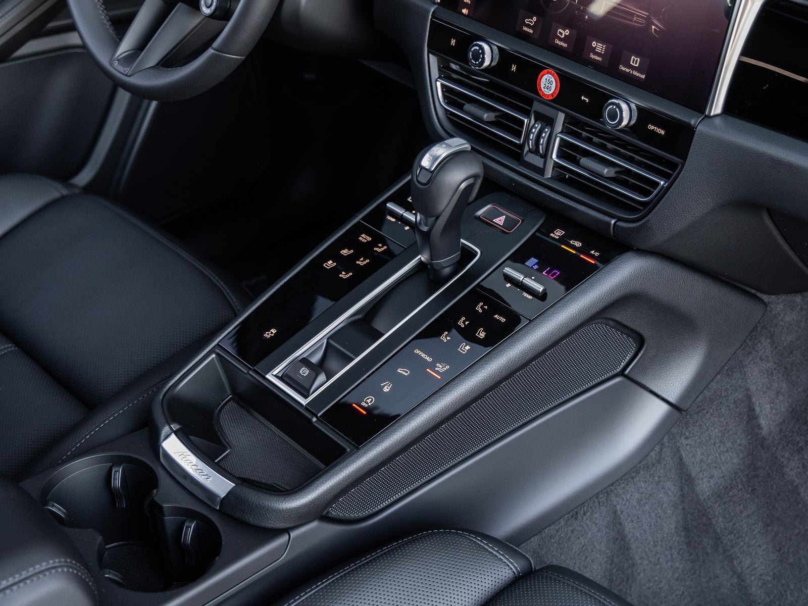 2026 Porsche Macan AWD