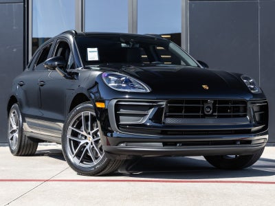 2026 Porsche Macan AWD