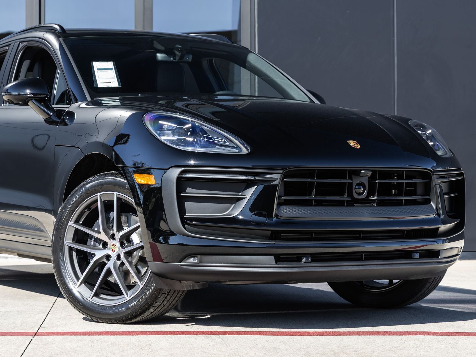 2026 Porsche Macan AWD