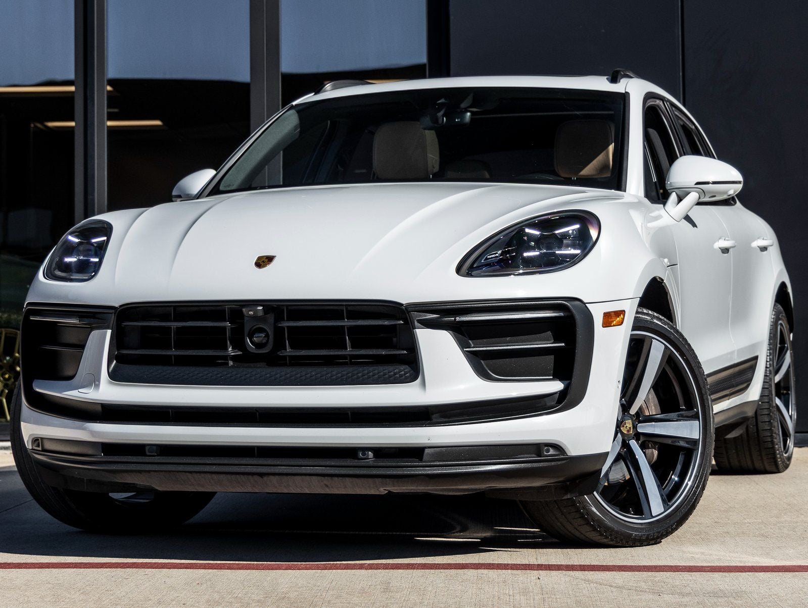 2023 Porsche Macan Macan (MY23)