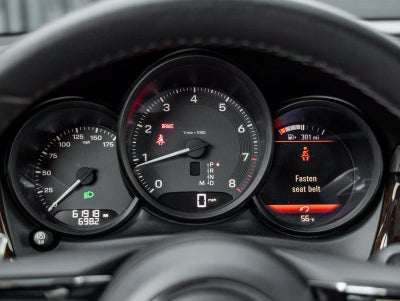 2023 Porsche Macan Macan (MY23)