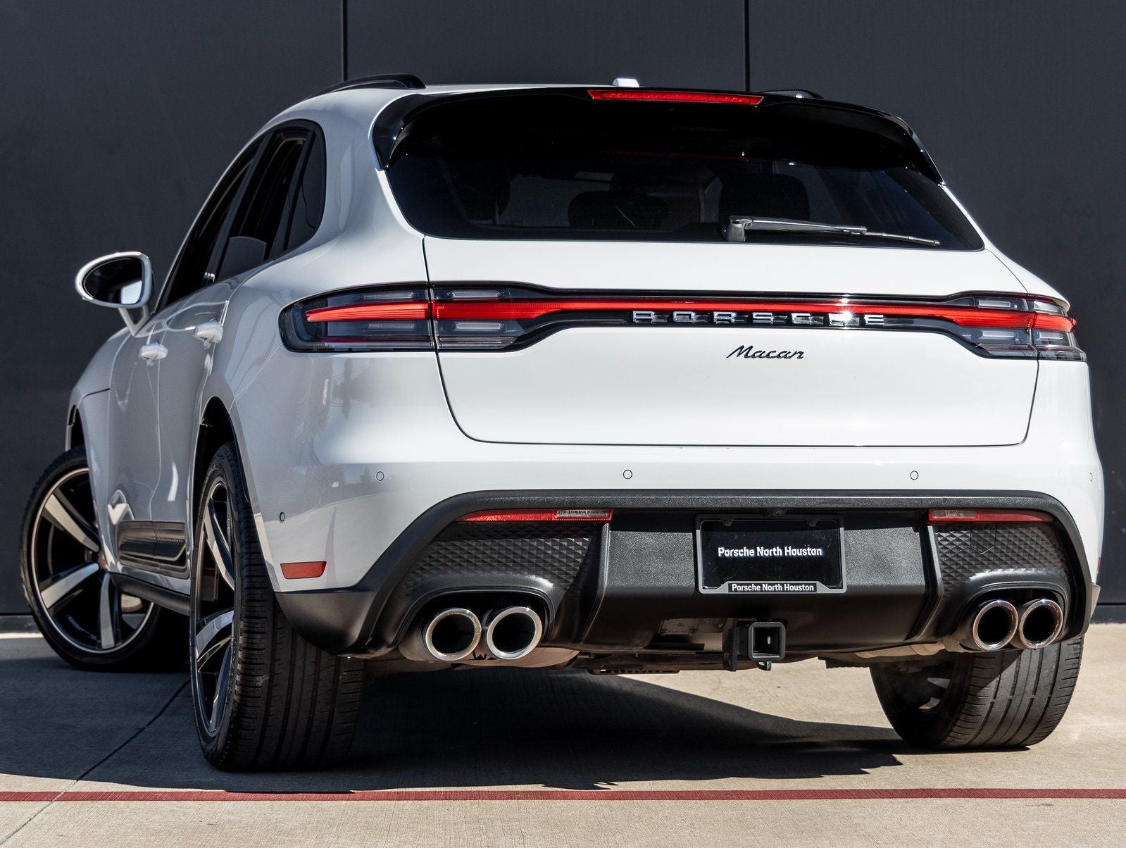 2023 Porsche Macan Macan (MY23)