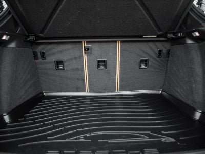 2023 Porsche Macan Macan (MY23)