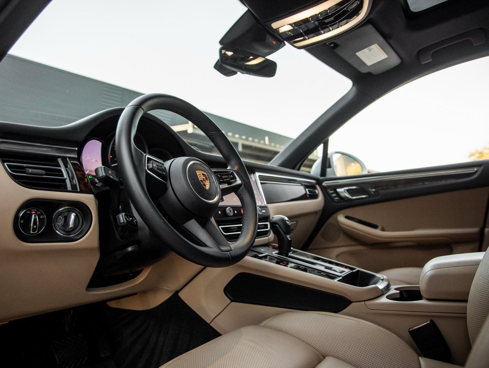 2023 Porsche Macan Macan (MY23)