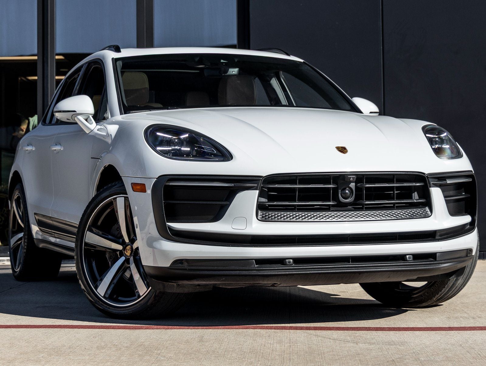 2023 Porsche Macan Macan (MY23)