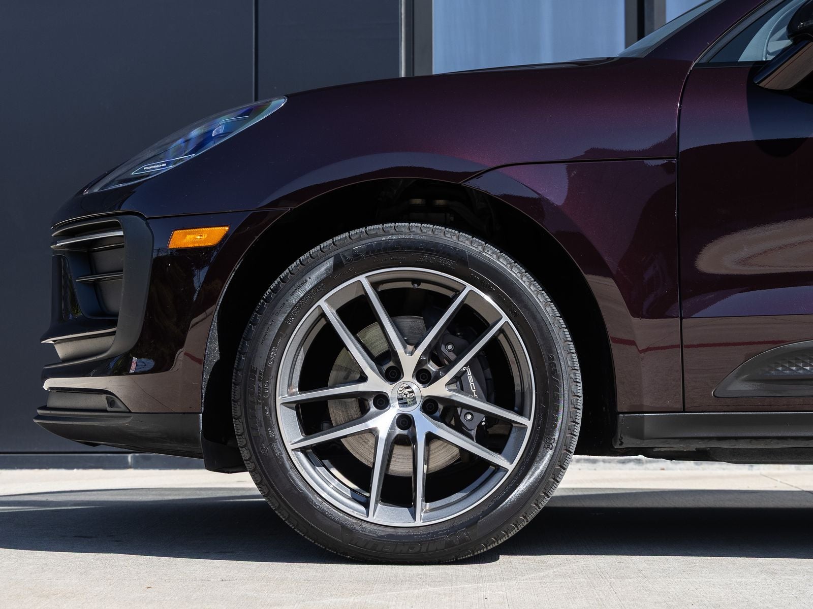 2023 Porsche Macan Macan (MY23)