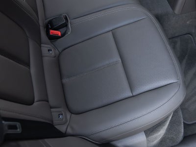 2023 Porsche Macan Macan (MY23)