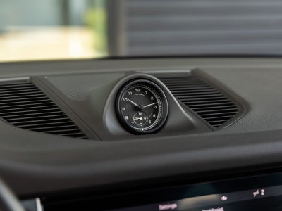 2023 Porsche Macan Macan