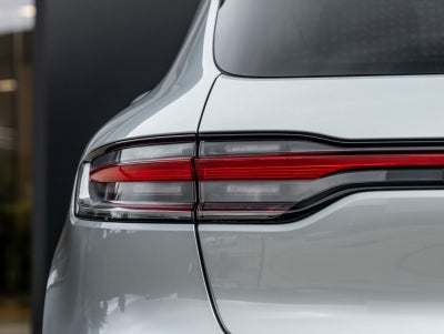 2025 Porsche Macan Macan