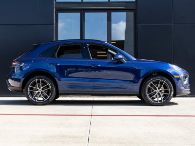 2025 Porsche Macan Macan