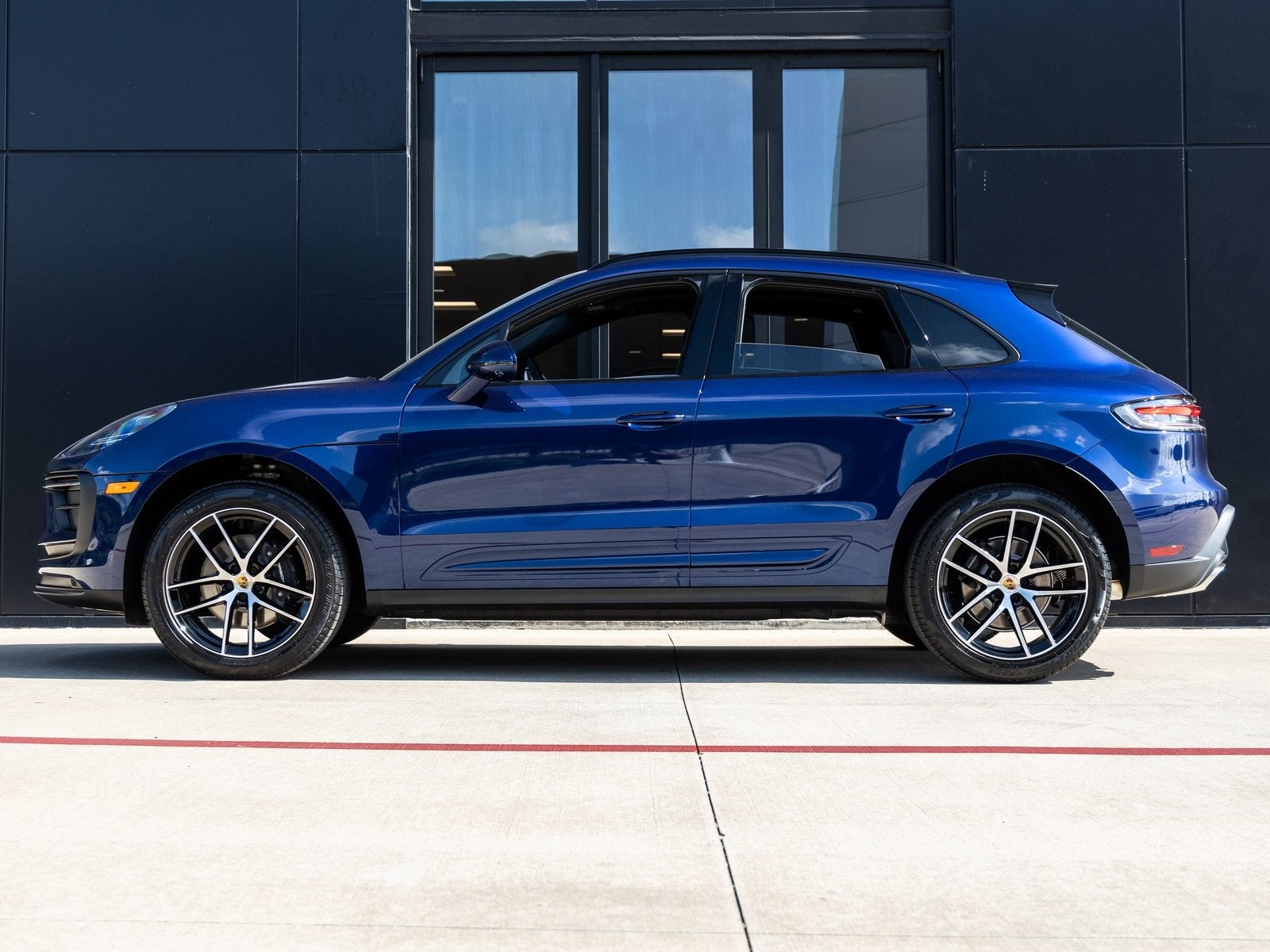 2025 Porsche Macan Macan