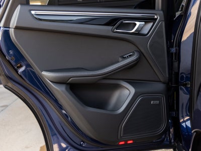 2025 Porsche Macan Macan