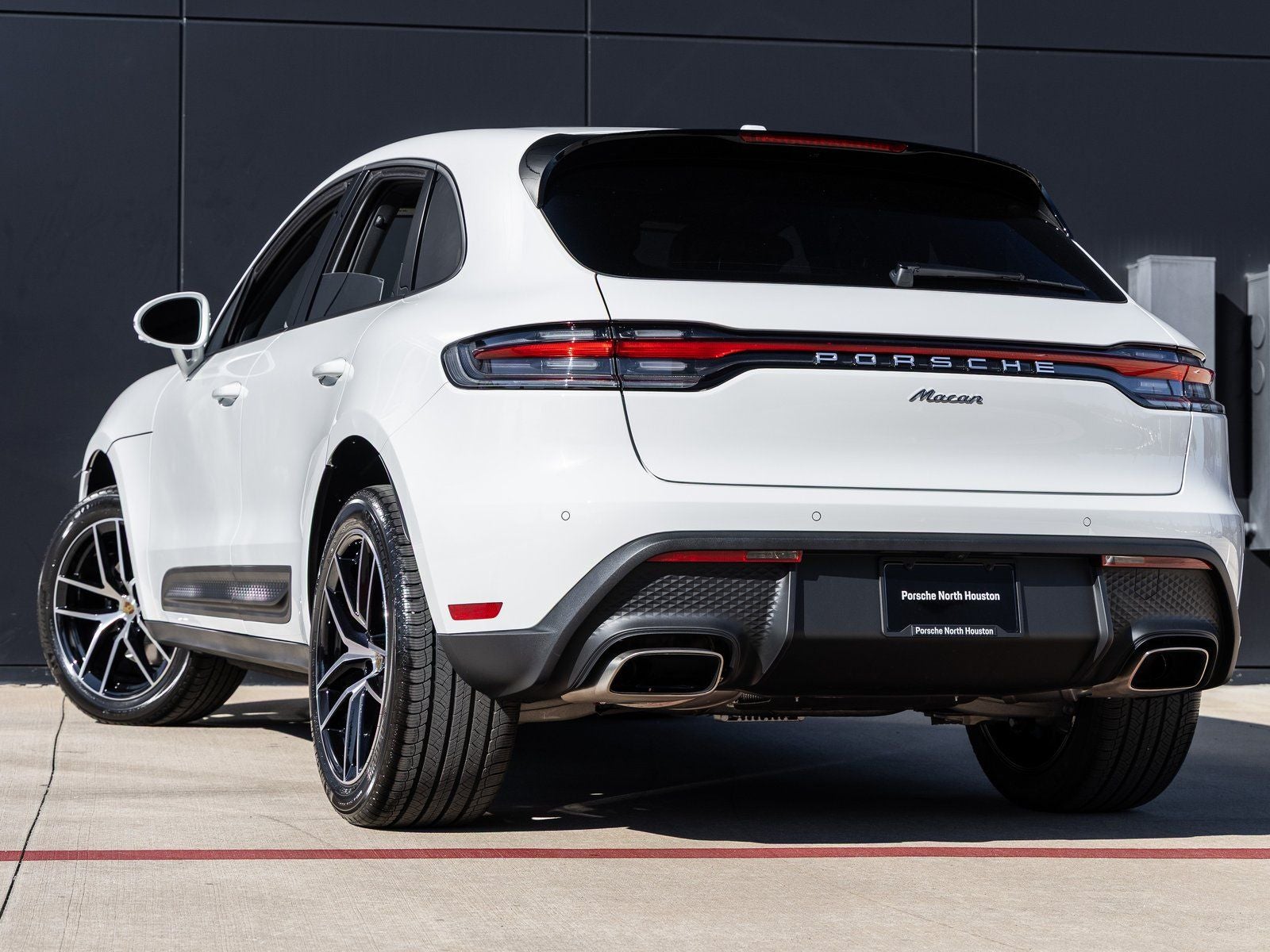 2026 Porsche Macan Macan