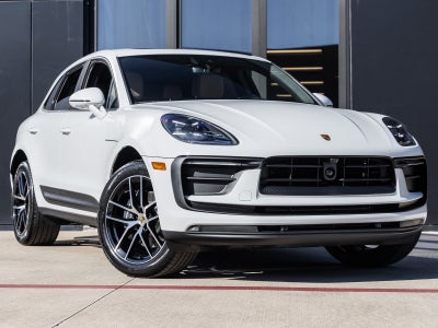 2026 Porsche Macan Macan