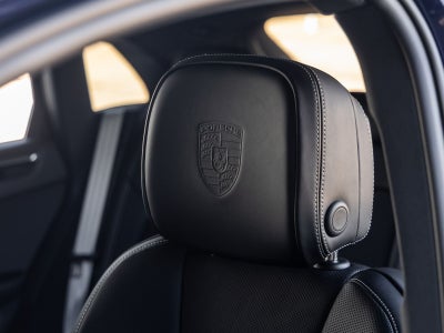 2026 Porsche Macan Macan T