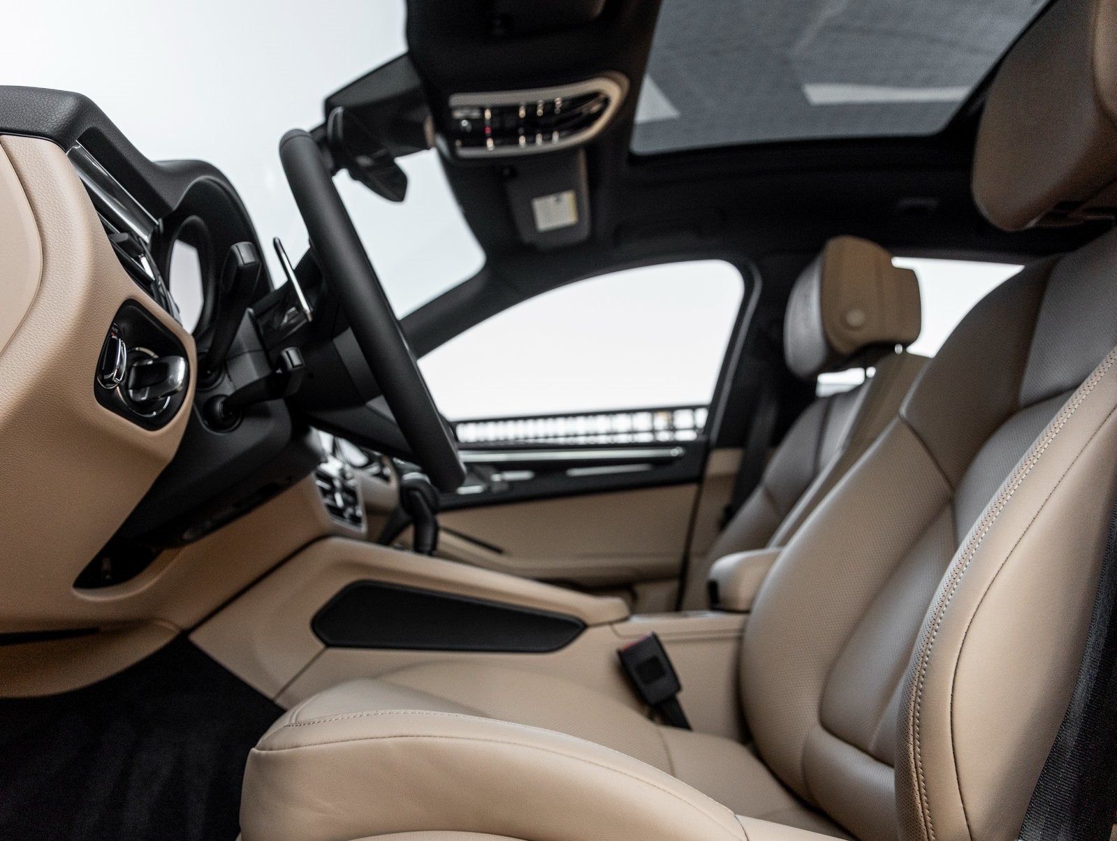 2025 Porsche Macan Macan