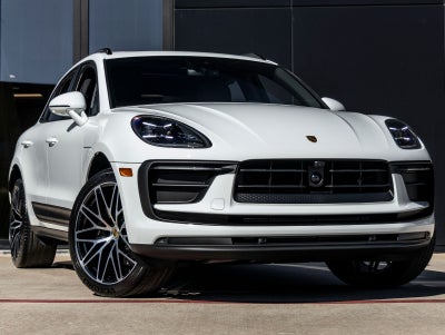 2026 Porsche Macan Macan