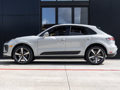 2026 Porsche Macan Macan