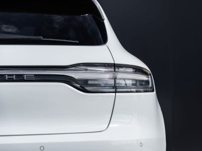 2023 Porsche Macan T