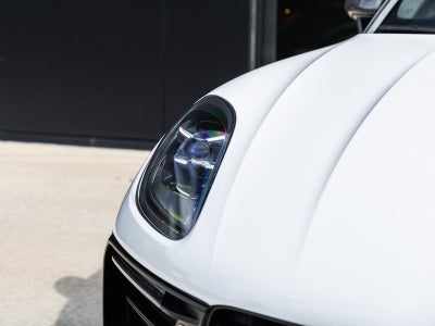 2023 Porsche Macan T
