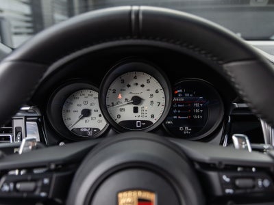 2023 Porsche Macan T