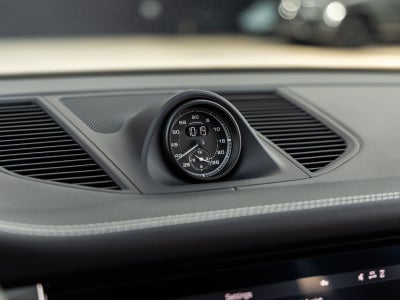 2023 Porsche Macan T