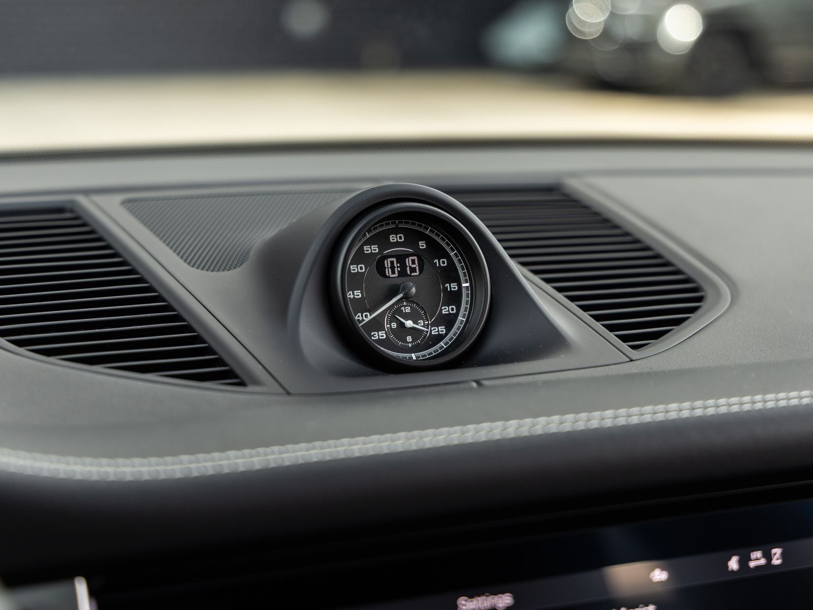 2023 Porsche Macan T