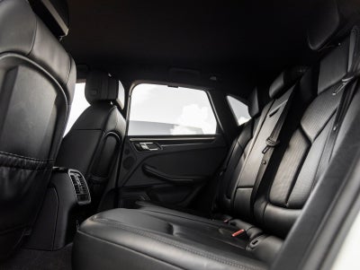 2023 Porsche Macan Macan
