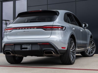 2026 Porsche Macan Macan