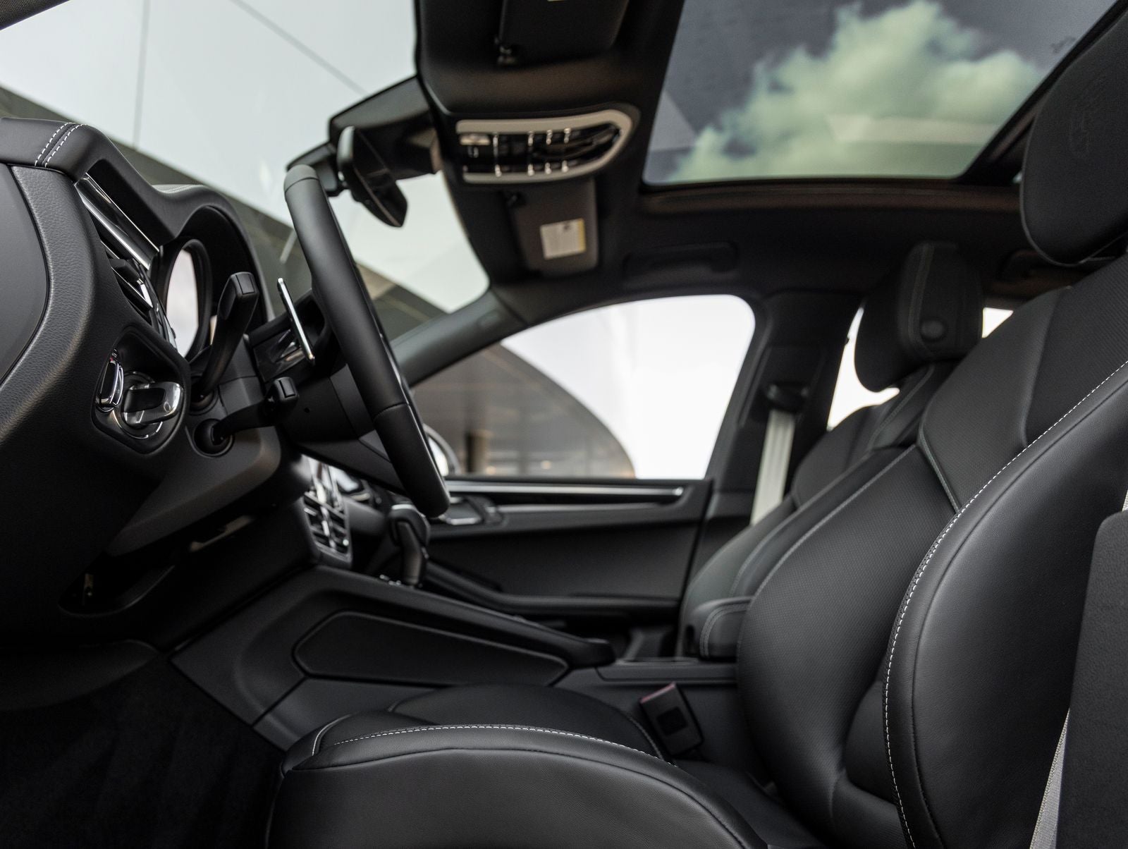 2026 Porsche Macan Macan T