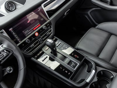2026 Porsche Macan Macan T