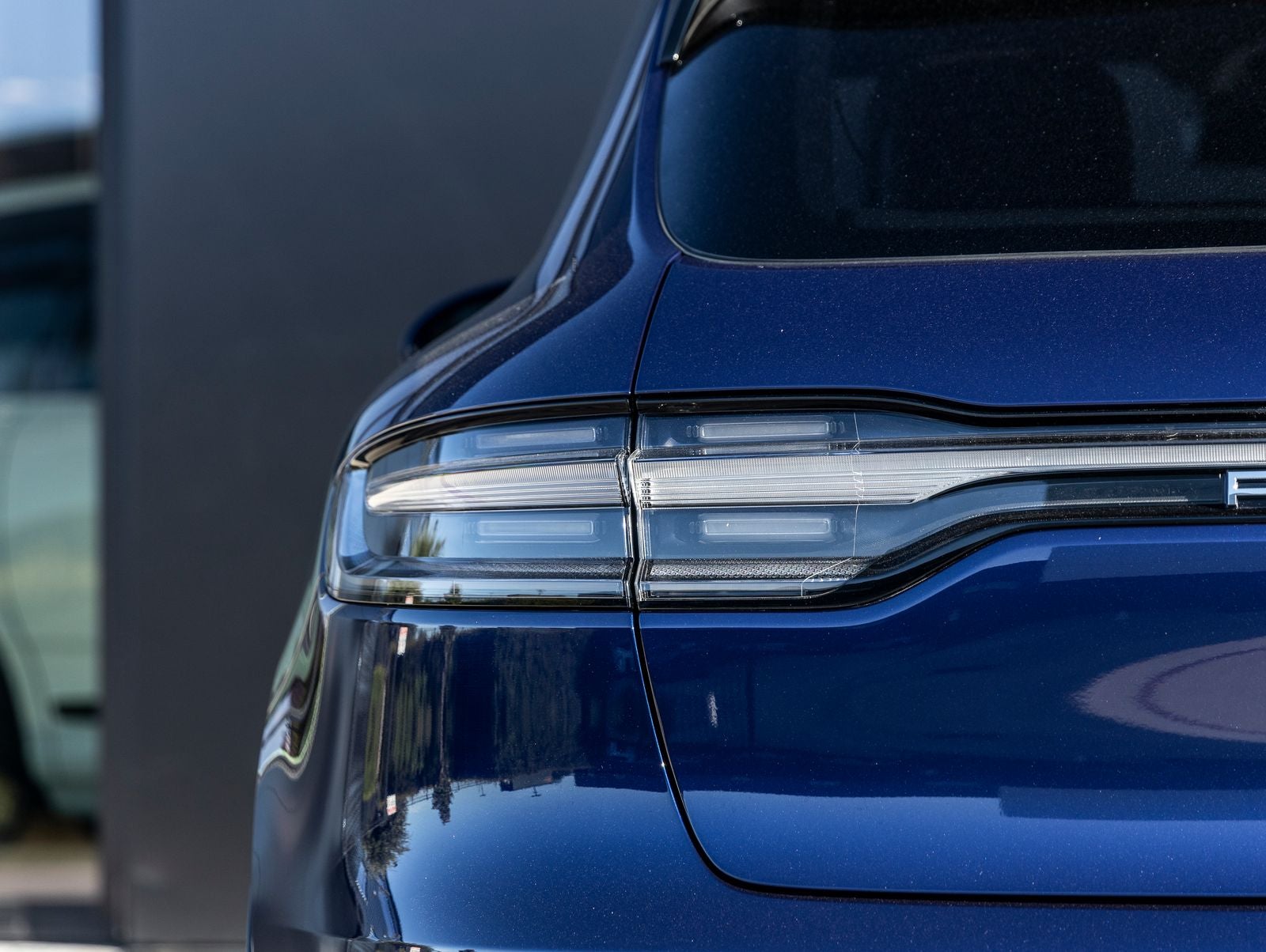 2026 Porsche Macan AWD