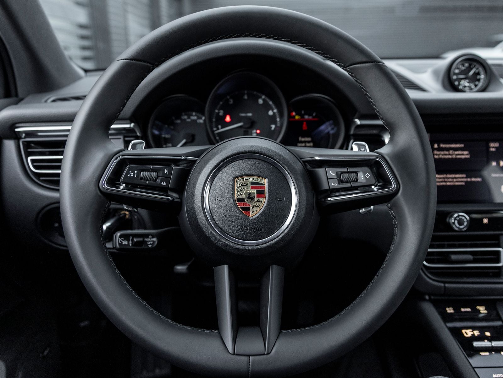 2026 Porsche Macan AWD