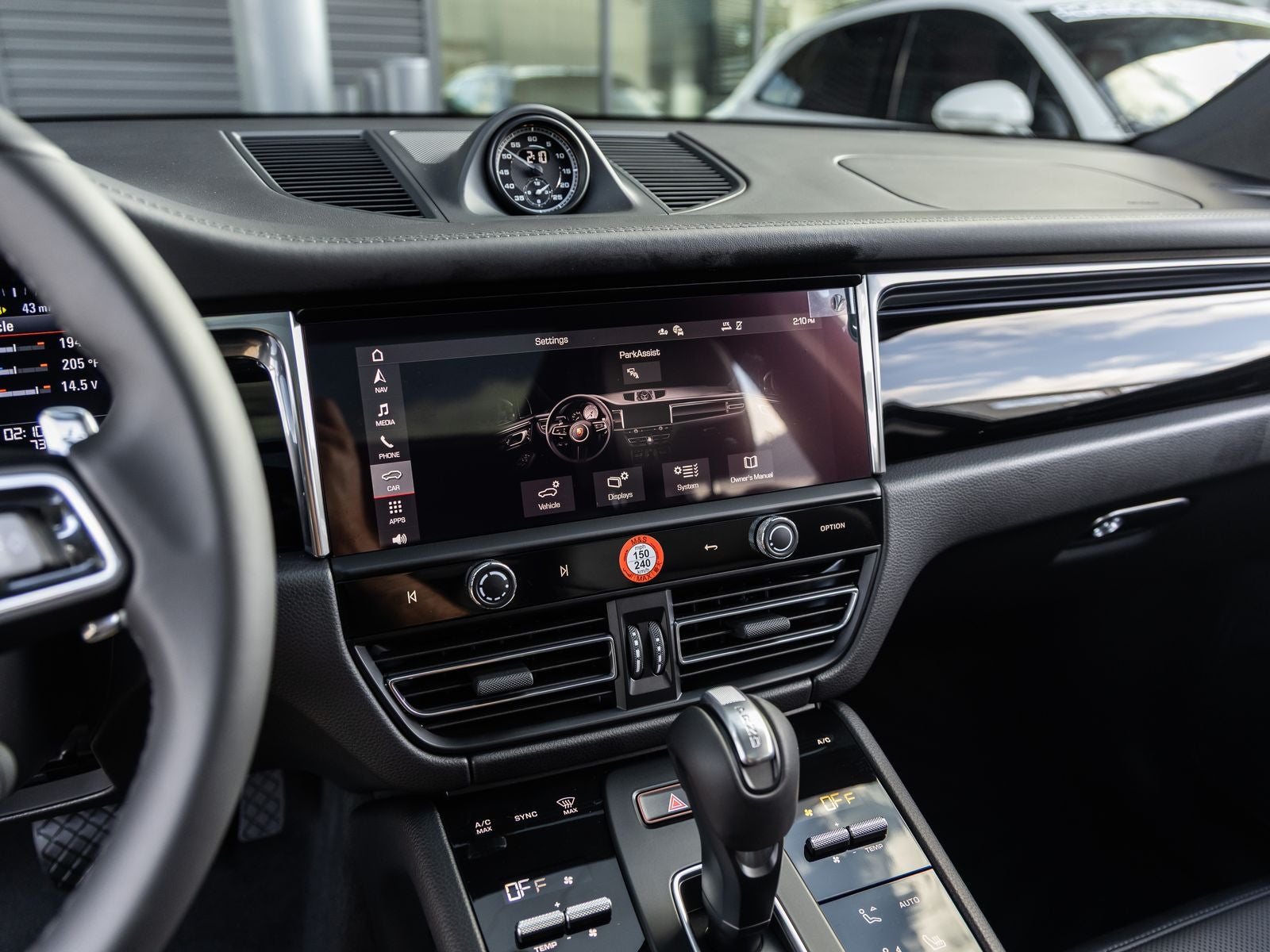 2026 Porsche Macan Macan