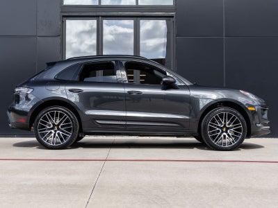 2026 Porsche Macan Macan