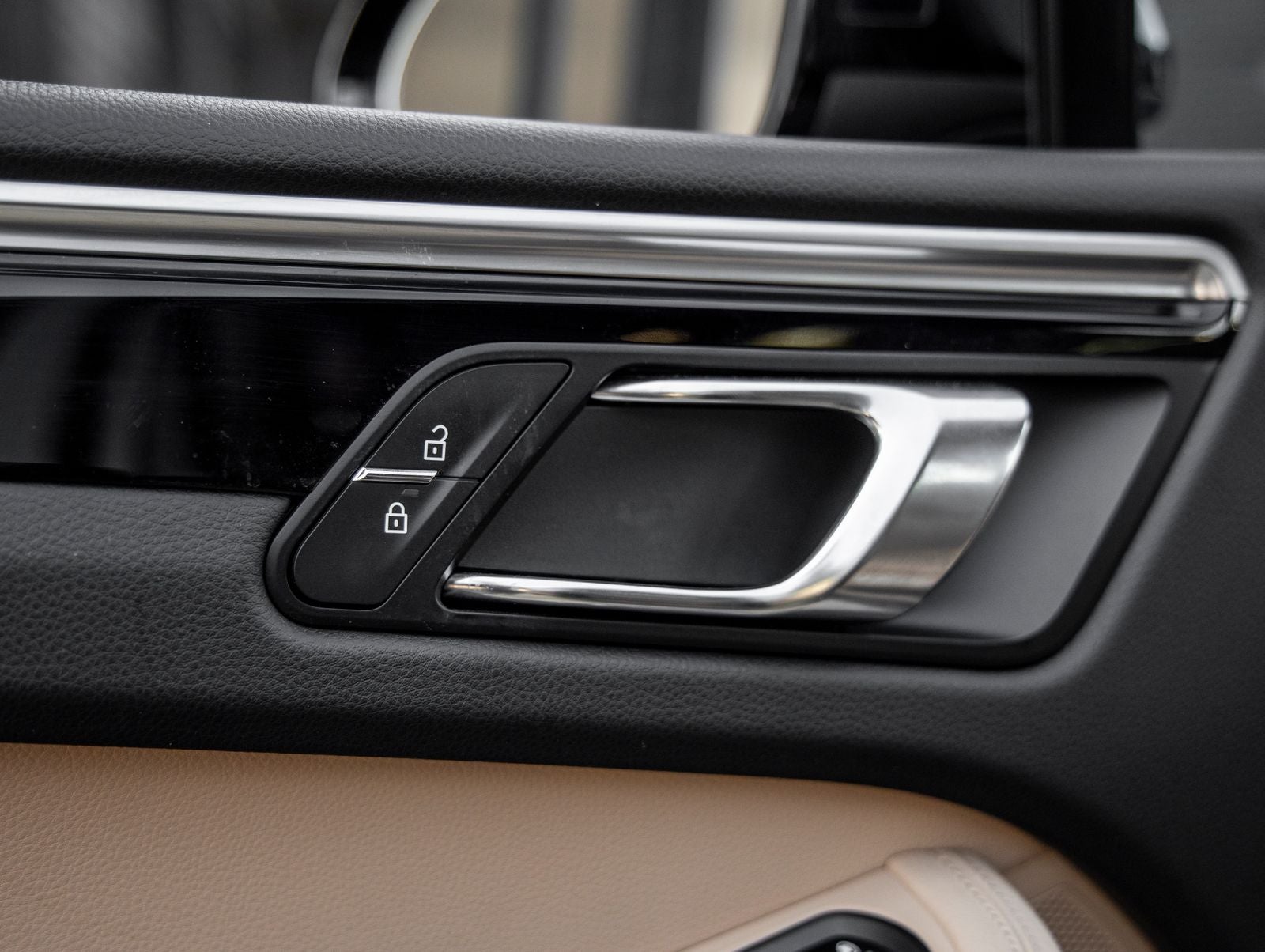 2020 Porsche Macan AWD