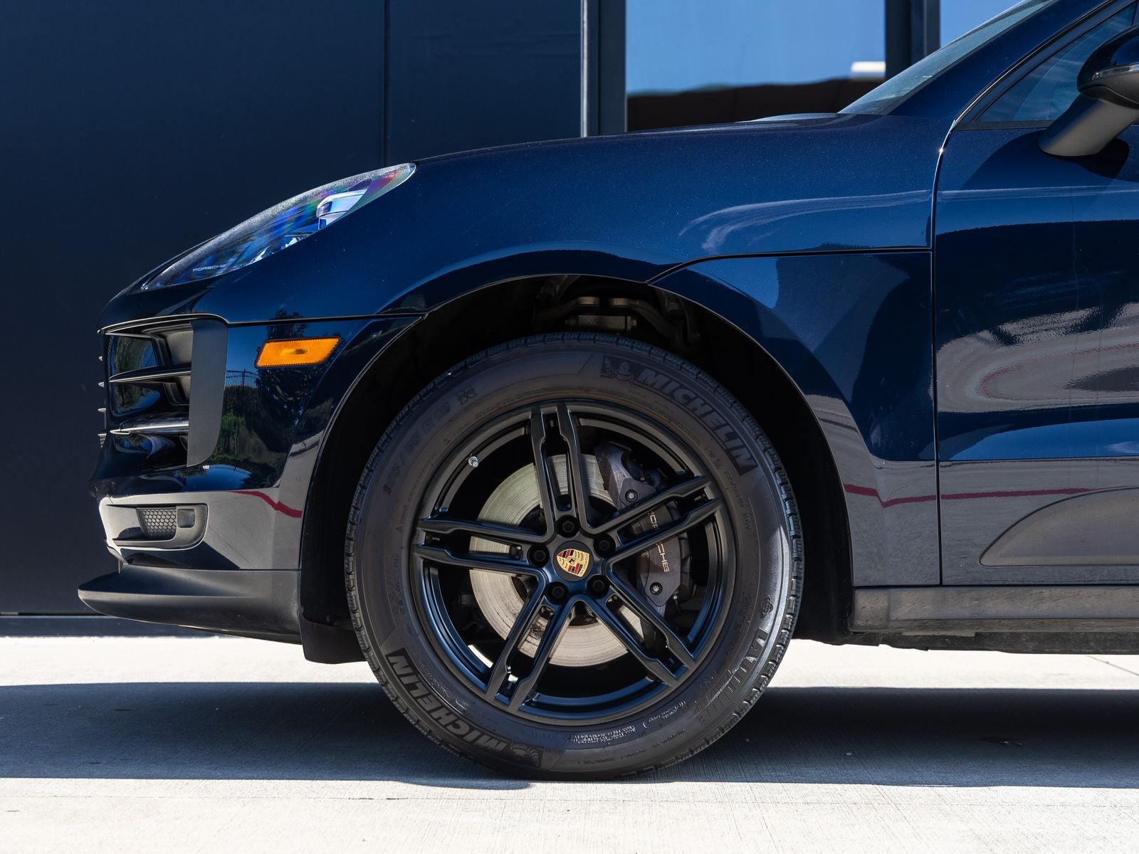 2021 Porsche Macan Macan