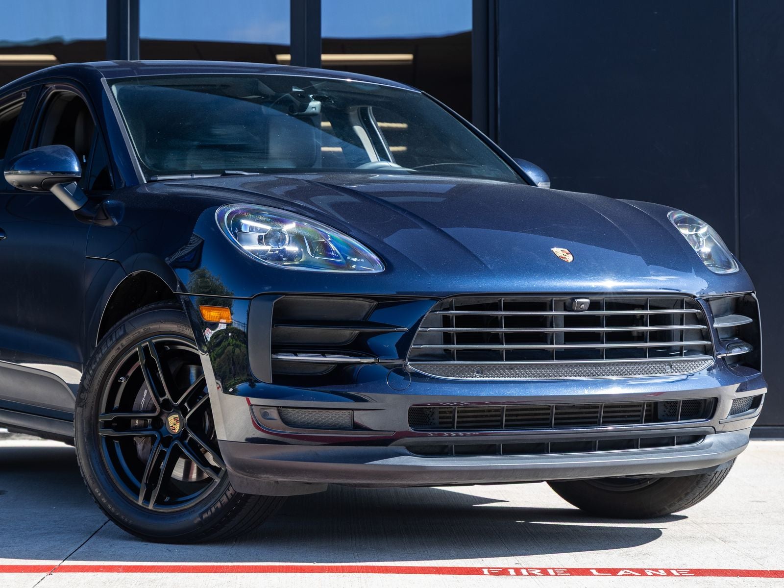 2021 Porsche Macan Macan