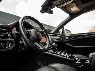 2024 Porsche Macan Macan (MY24)