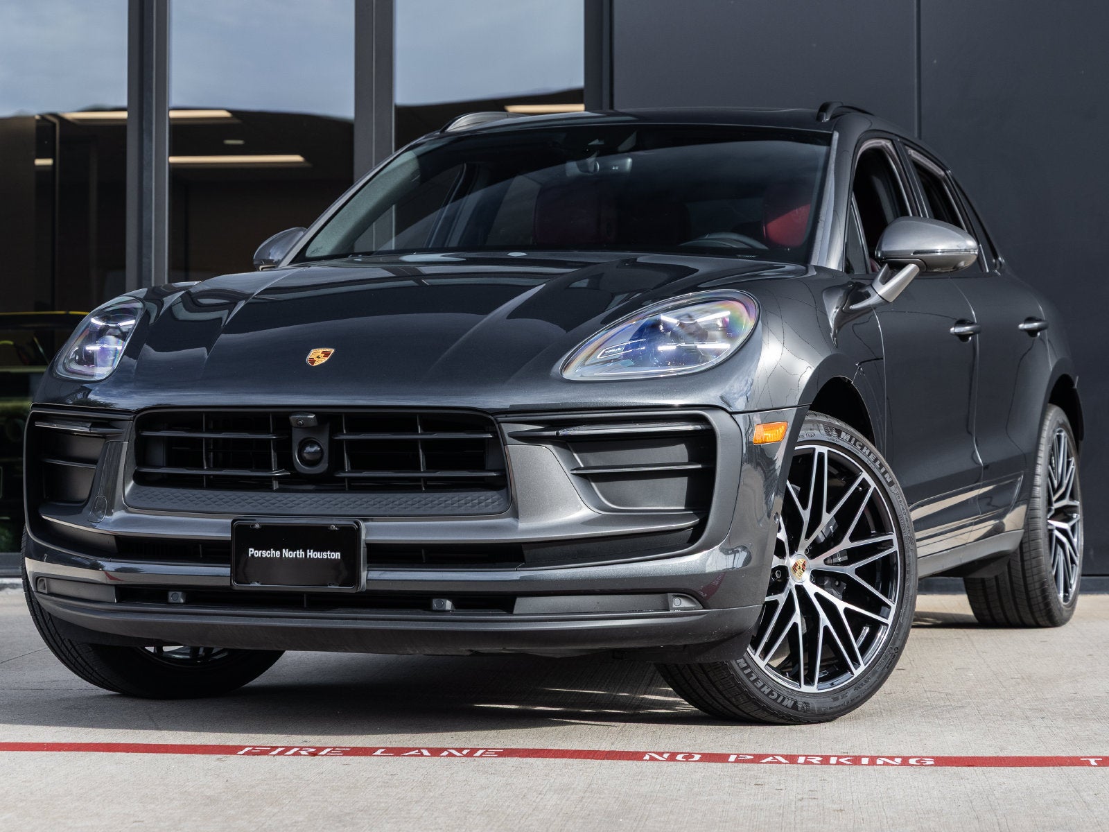 2024 Porsche Macan Macan T