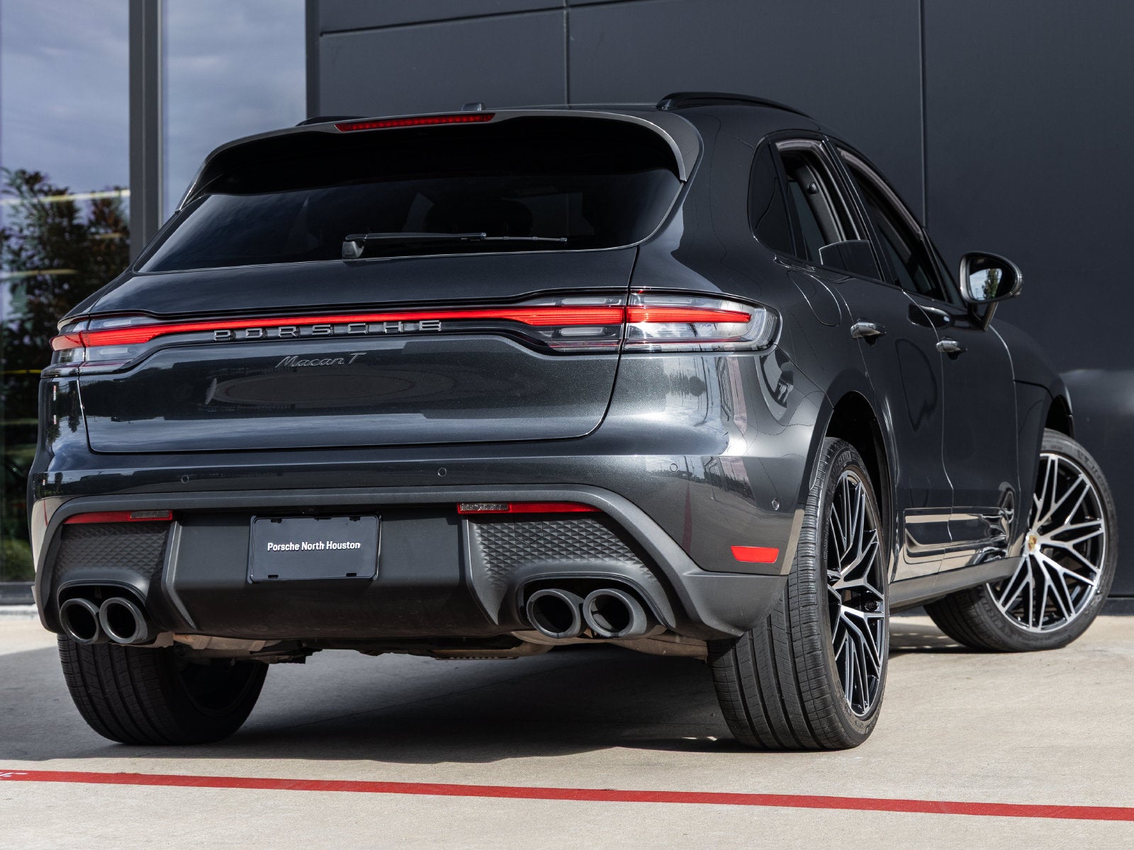 2024 Porsche Macan Macan T