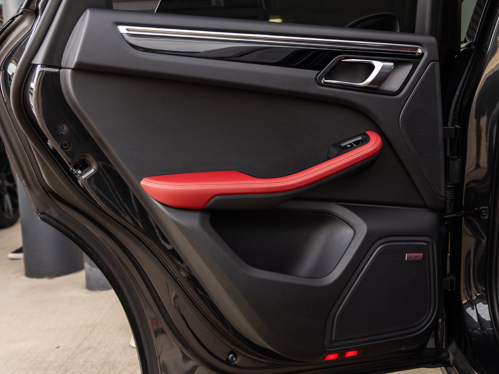 2024 Porsche Macan Macan T