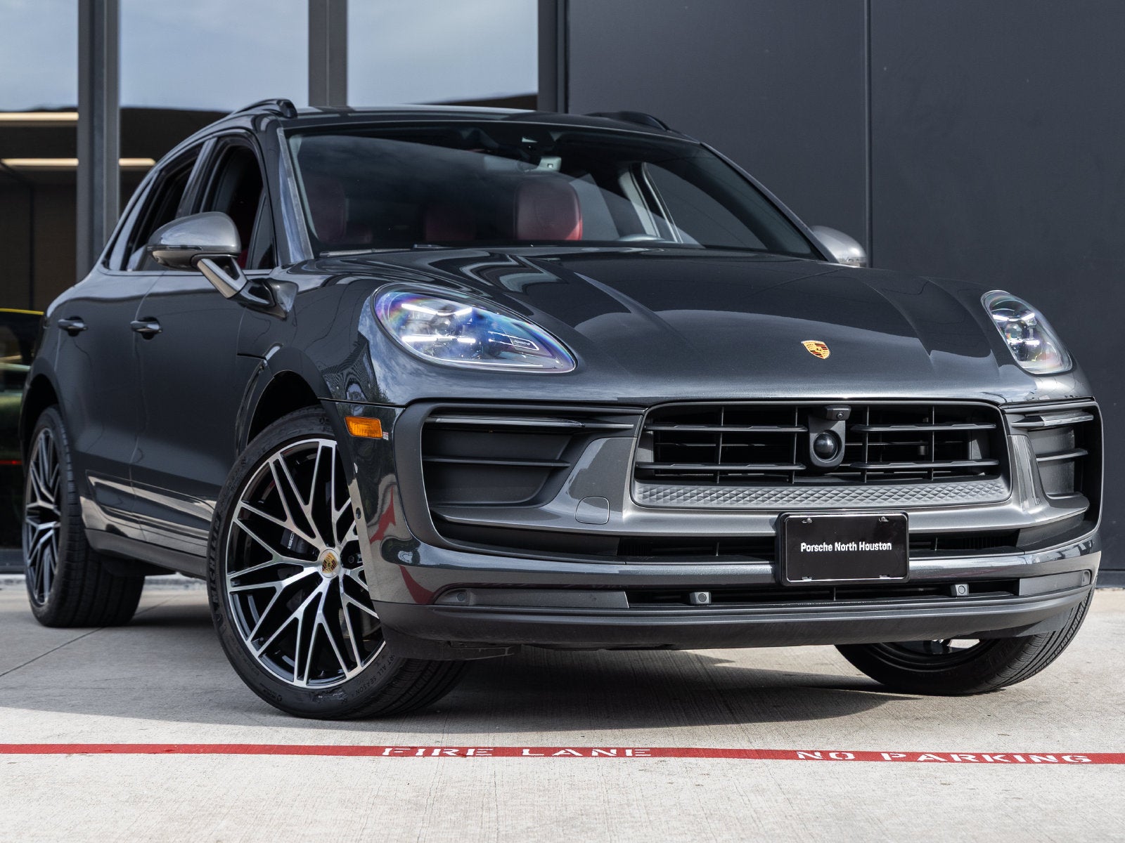 2024 Porsche Macan Macan T