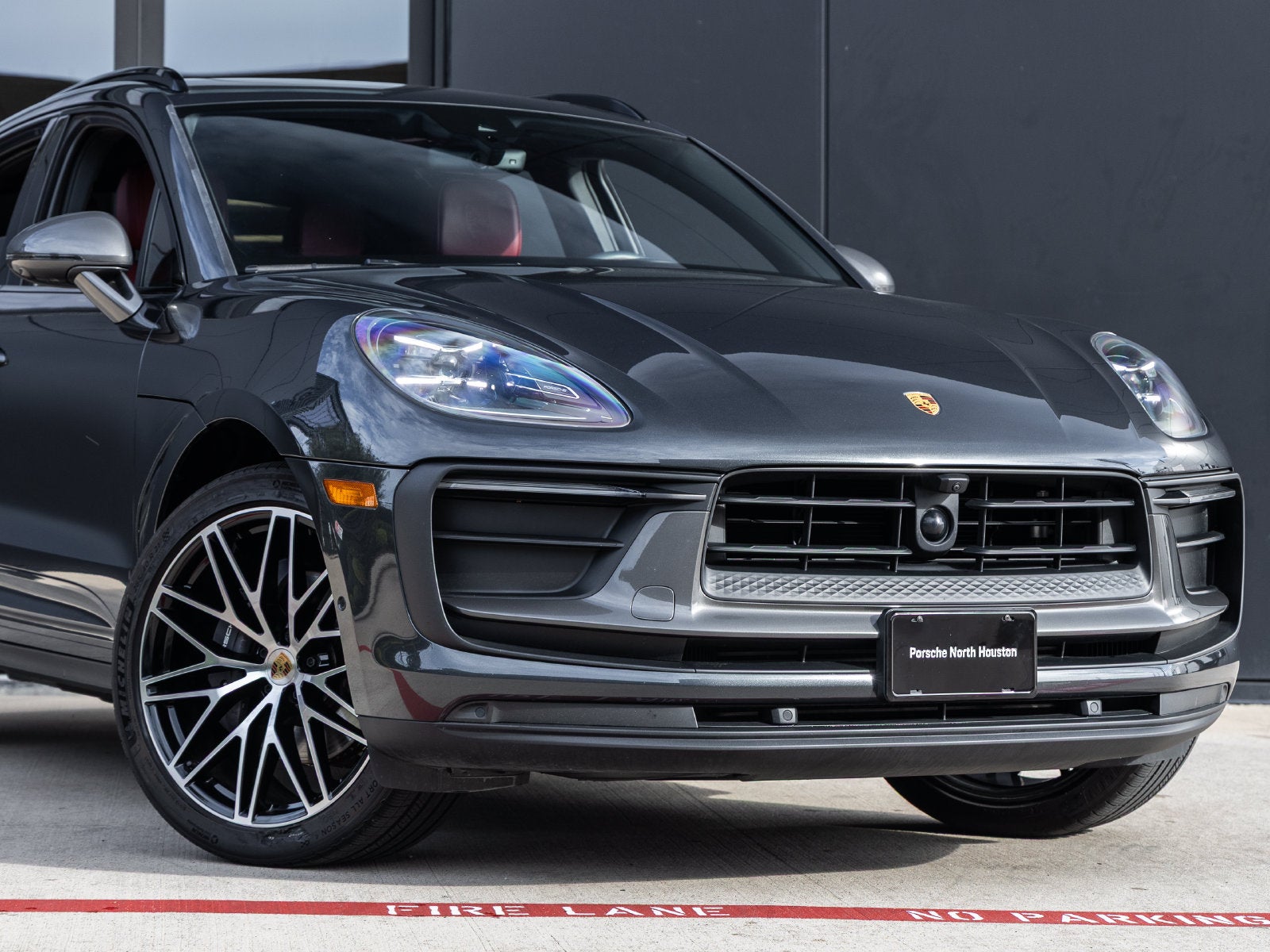 2024 Porsche Macan Macan T